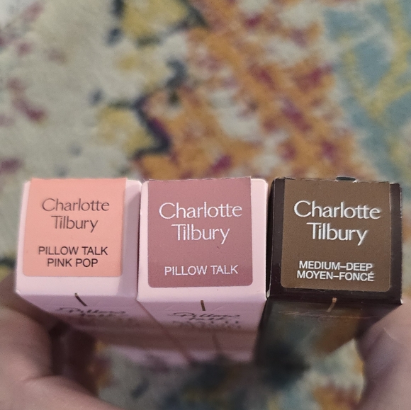 Charlotte Tilbury Bundle - Picture 5 of 9